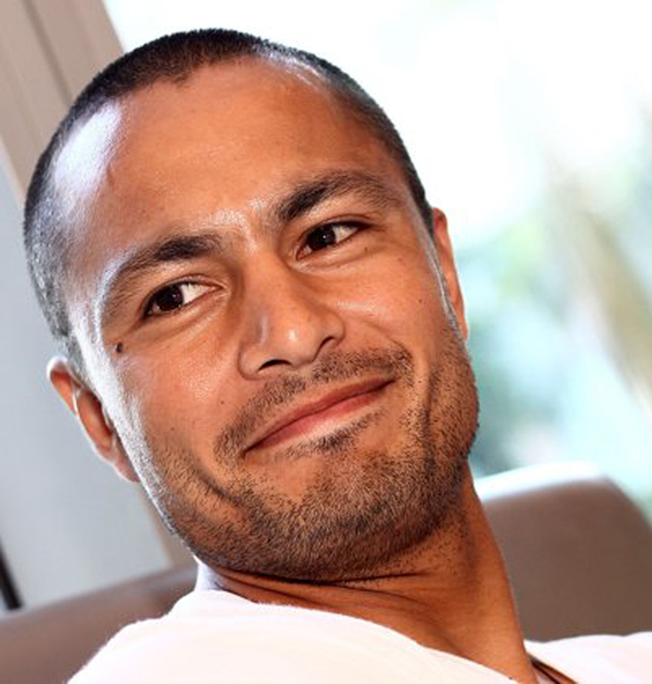 “She’s a bearer of good news today. Kris is a blessing in my life!” – Derek Ramsay