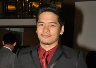 Alex Medina defends Angelica Panganiban from bashers; shrugs off ‘groping incident’