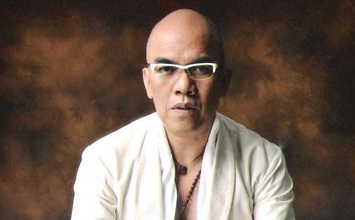 On the temporary cancellation of “The Buzz”: “I am not going to pretend that I am not hurting or bleeding inside. It is very painful.” – Boy Abunda