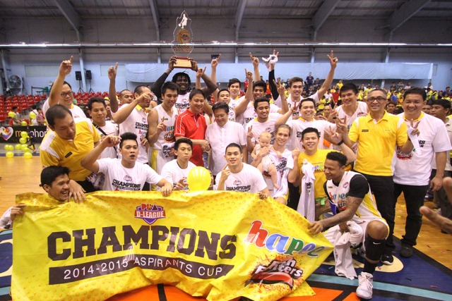 Hapee wins from D-League double after downing Cafe France in finals opener