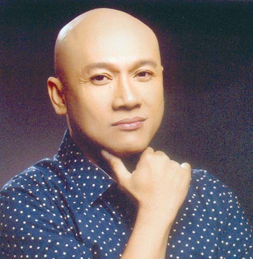 Newcomer actress file a complaint against director Jay Altajeros for workplace violence