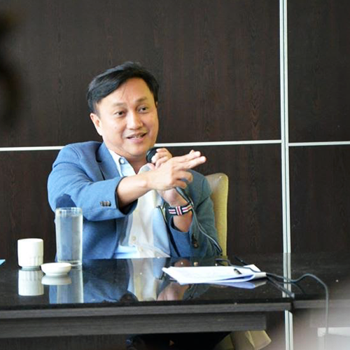 Former MMDA Chair Francis Tolentino offers his mettle as disaster management expert