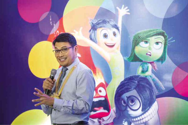Filipino screenwriter Ronnie del Carmen, nominated at the prestigious 2016 88th Academy Awards by Justin Pisuena