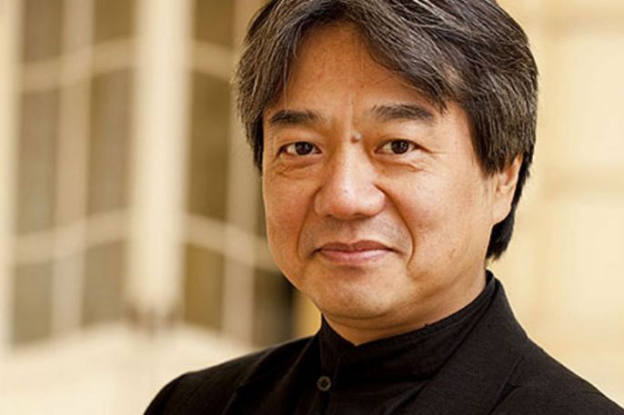 Japanese conductor Tetsuji Honna leads PPO in January 2016 concert