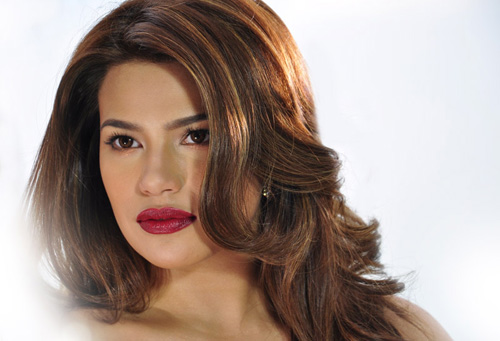 Coming from a political clan, Denise Laurel shies away from politics