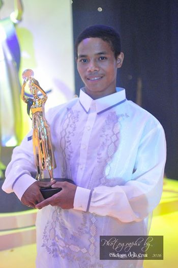 Amateur Aeta actor Garry Cabalic wins his first acting award
