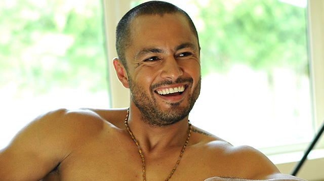 Hunk actor Derek Ramsay doesn’t mind being a sex symbol