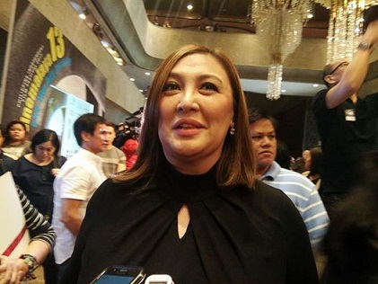 Sharon, not intimidated by Nora and Vilma