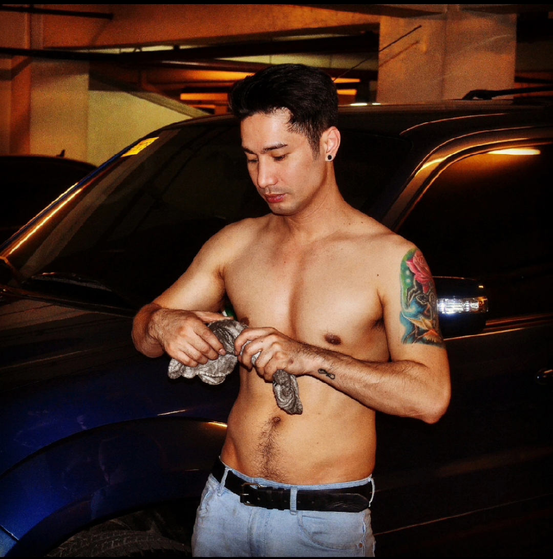 Too hot to handle: everyone’s asking who’s that car wash boy