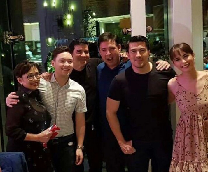 Luis, Jessy’s family in one place: Calls for a wedding?