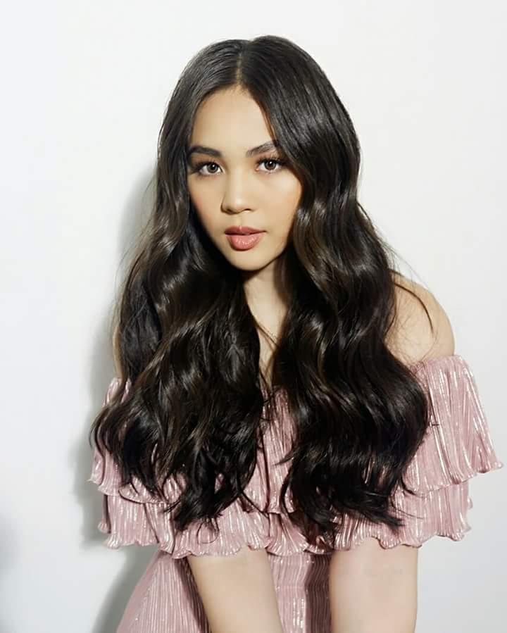 Janella denies snubbing some Elnella fans