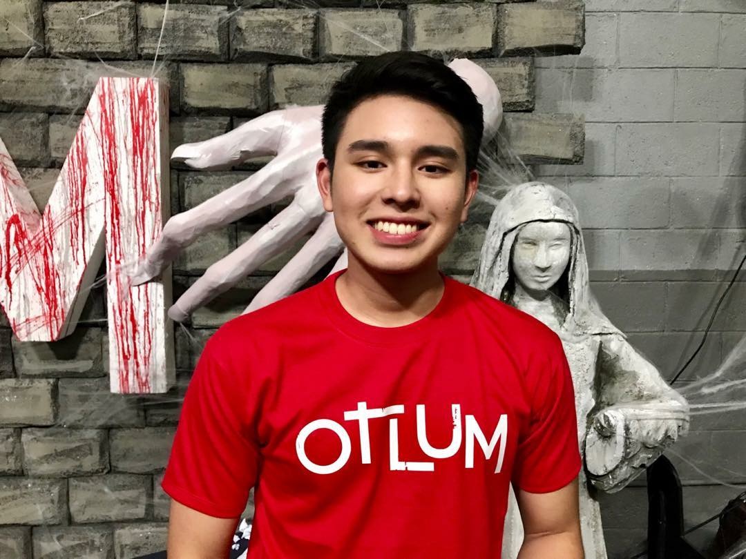 The hardest thing Danzel Fernandez does in ‘Otlum’