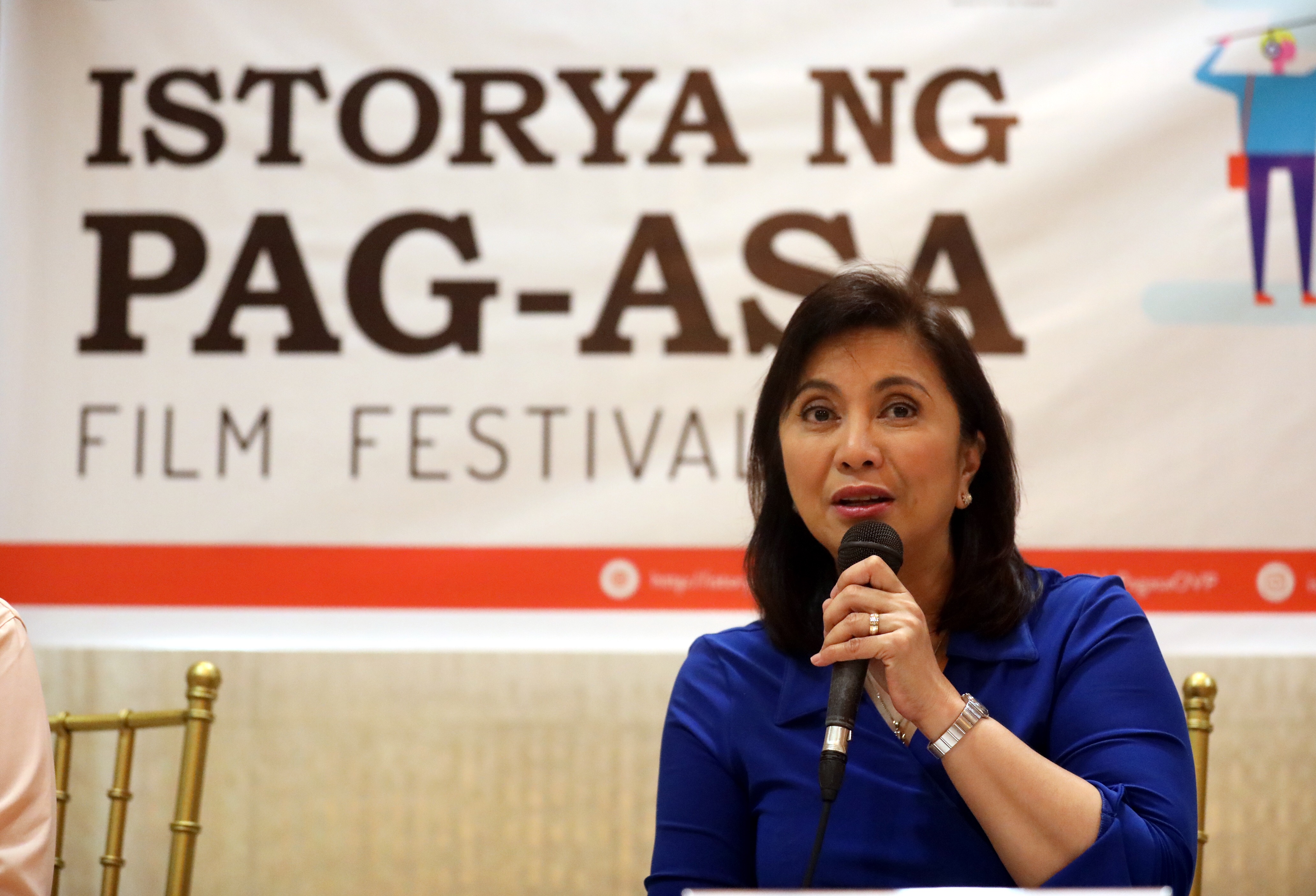VP Leni Robredo thumbs up to Pinoy filmmakers