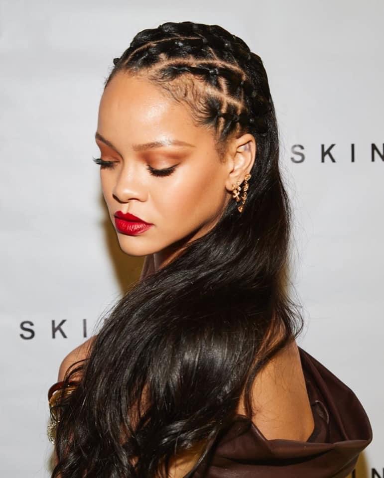 Rihanna announces new music