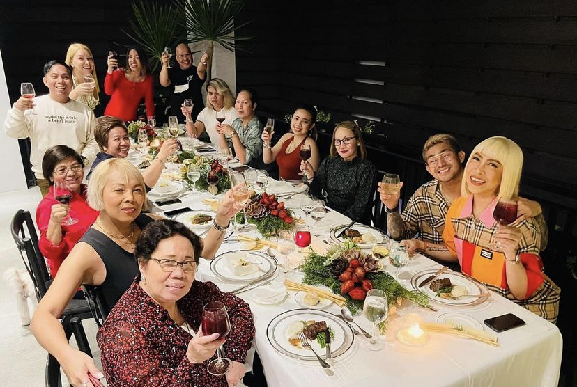 Vice Ganda buys Christian Dior bag for Nanay Rosario, LV for Ate Babot, expensive items for relatives