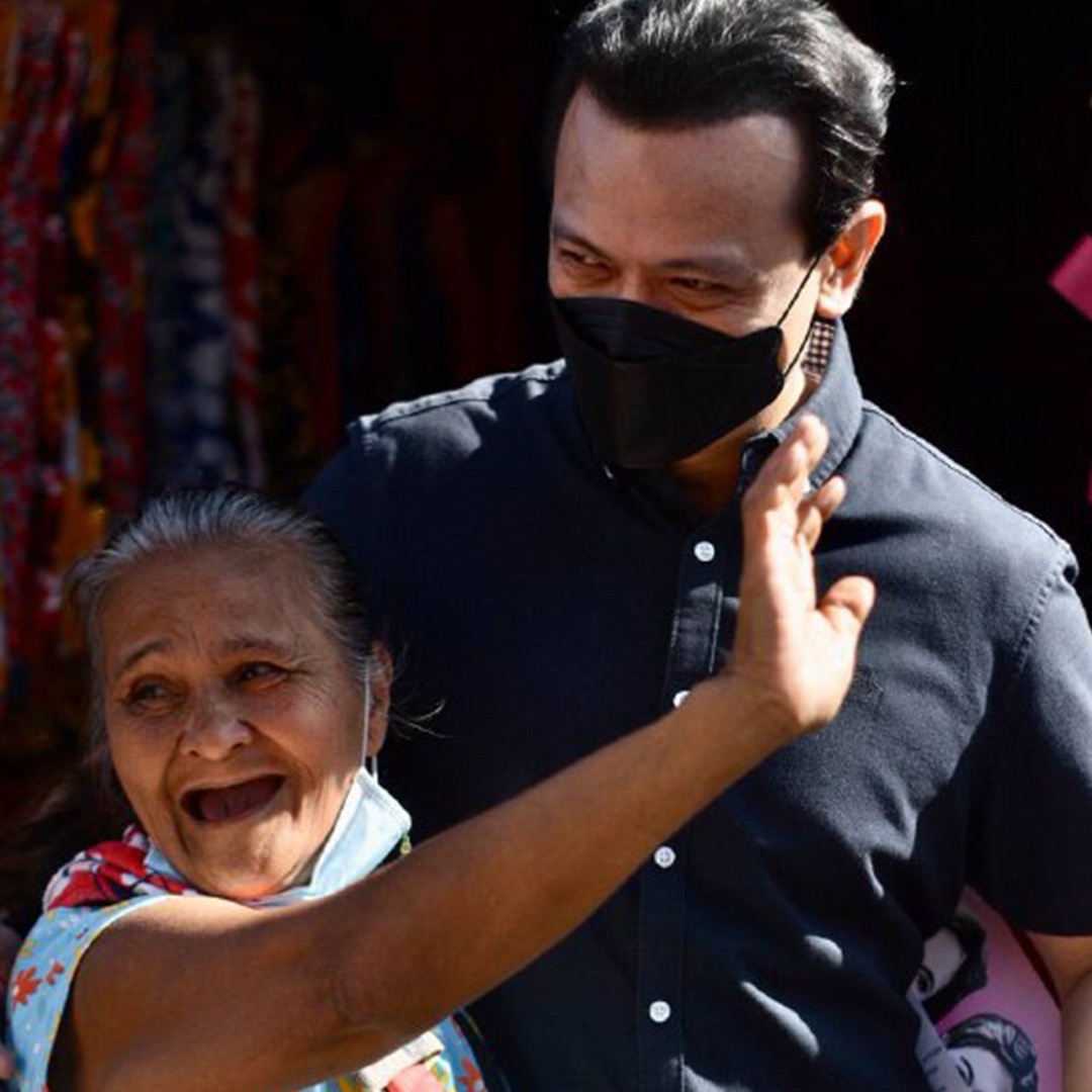 Sen. Trillanes shows light side in interview with Ogie Diaz, Mama Loi