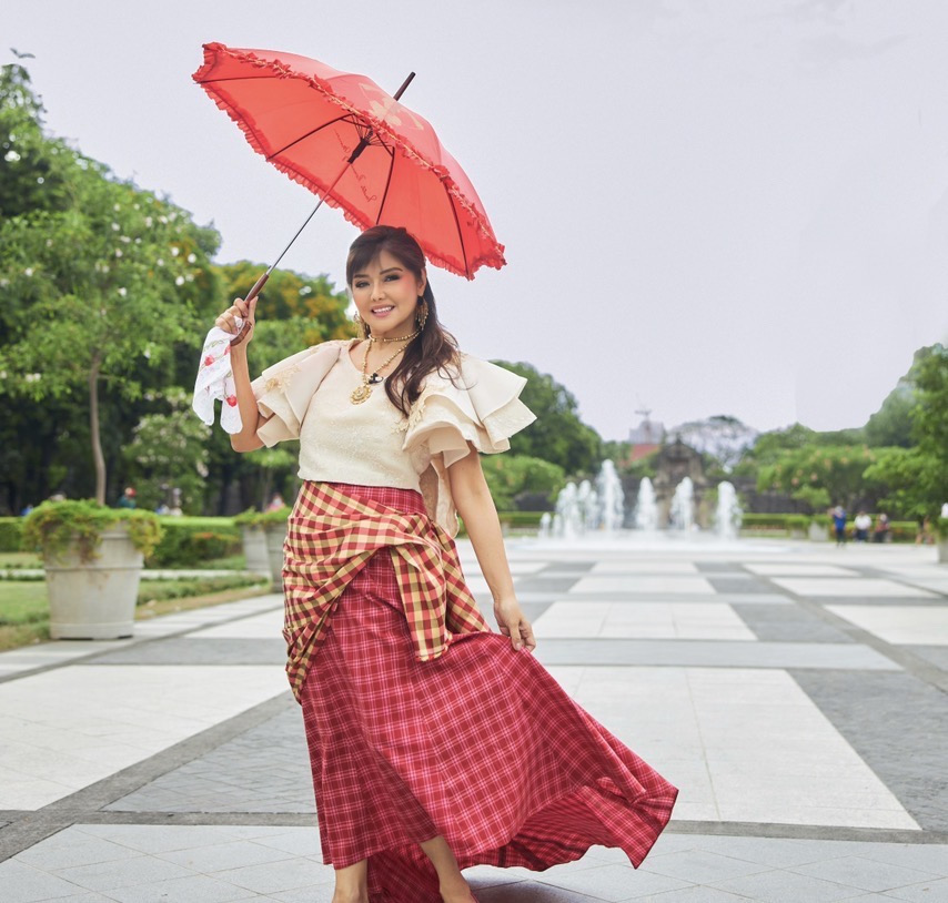 Imee Marcos finds Walled City’s perfect spots for Instagram