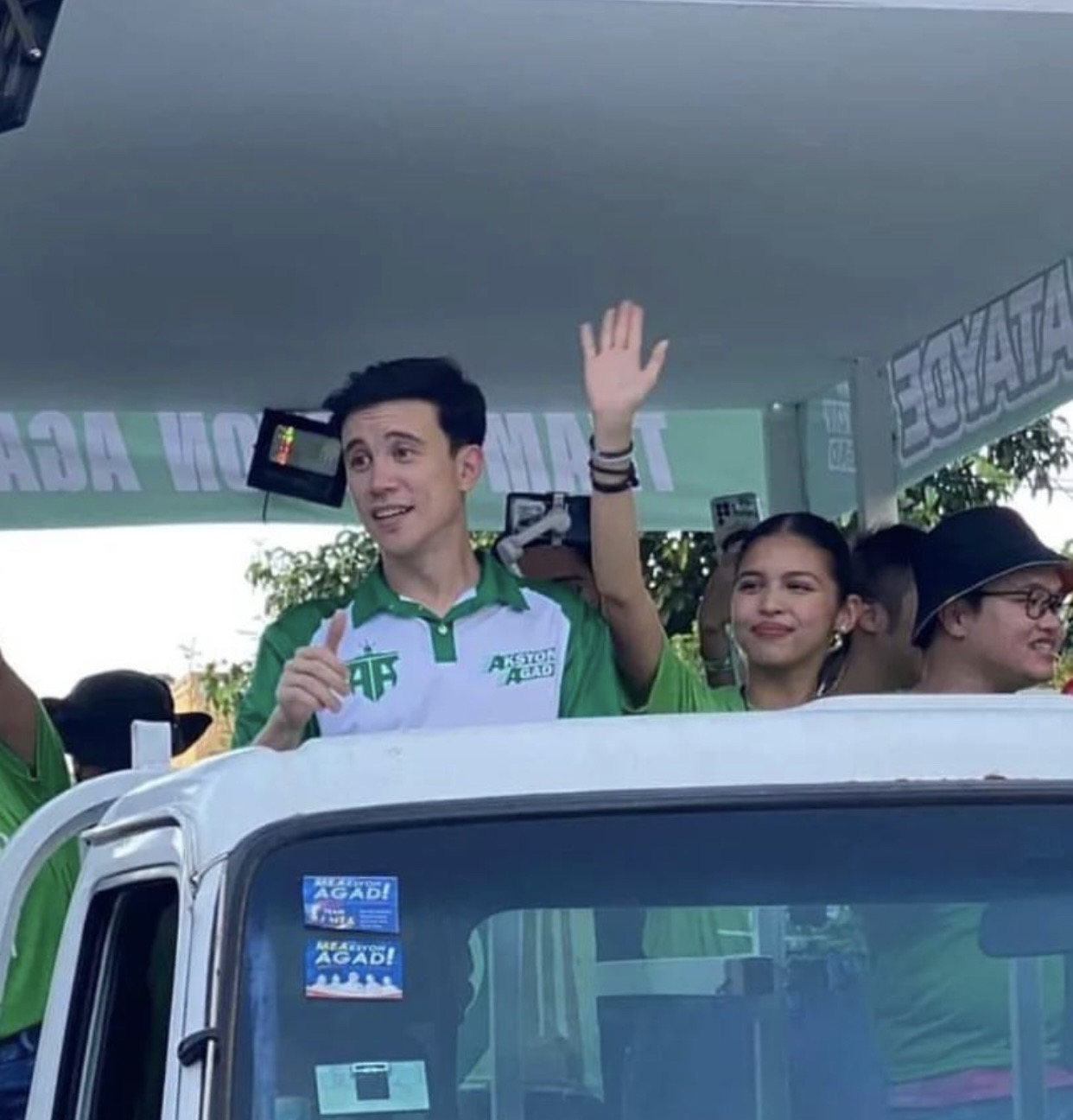 Maine Mendoza campaigns for Arjo Atayde at Quezon City District 1