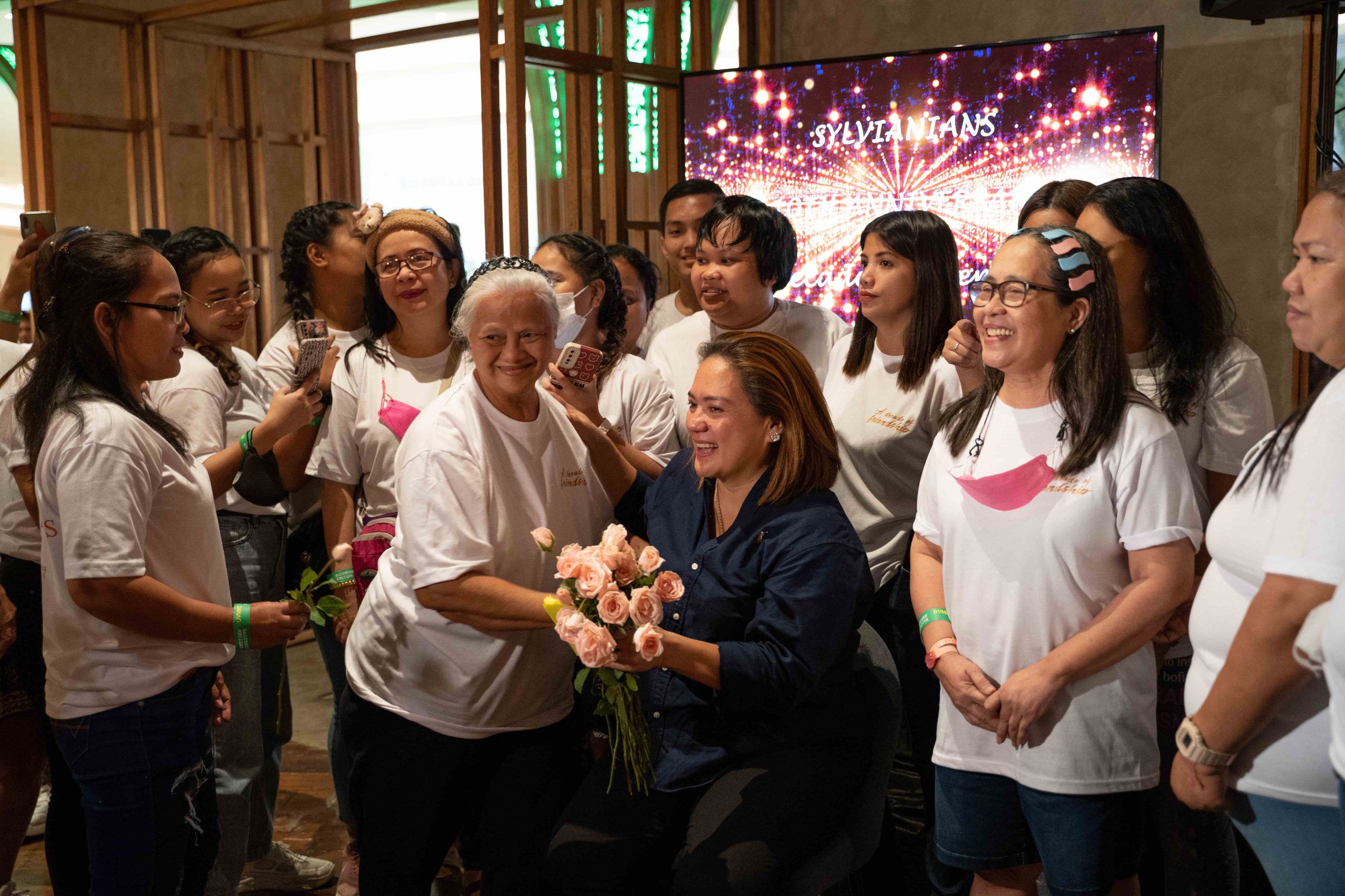 “Sylvianians” celebrates 10th anniversary, honors idol Sylvia Sanchez