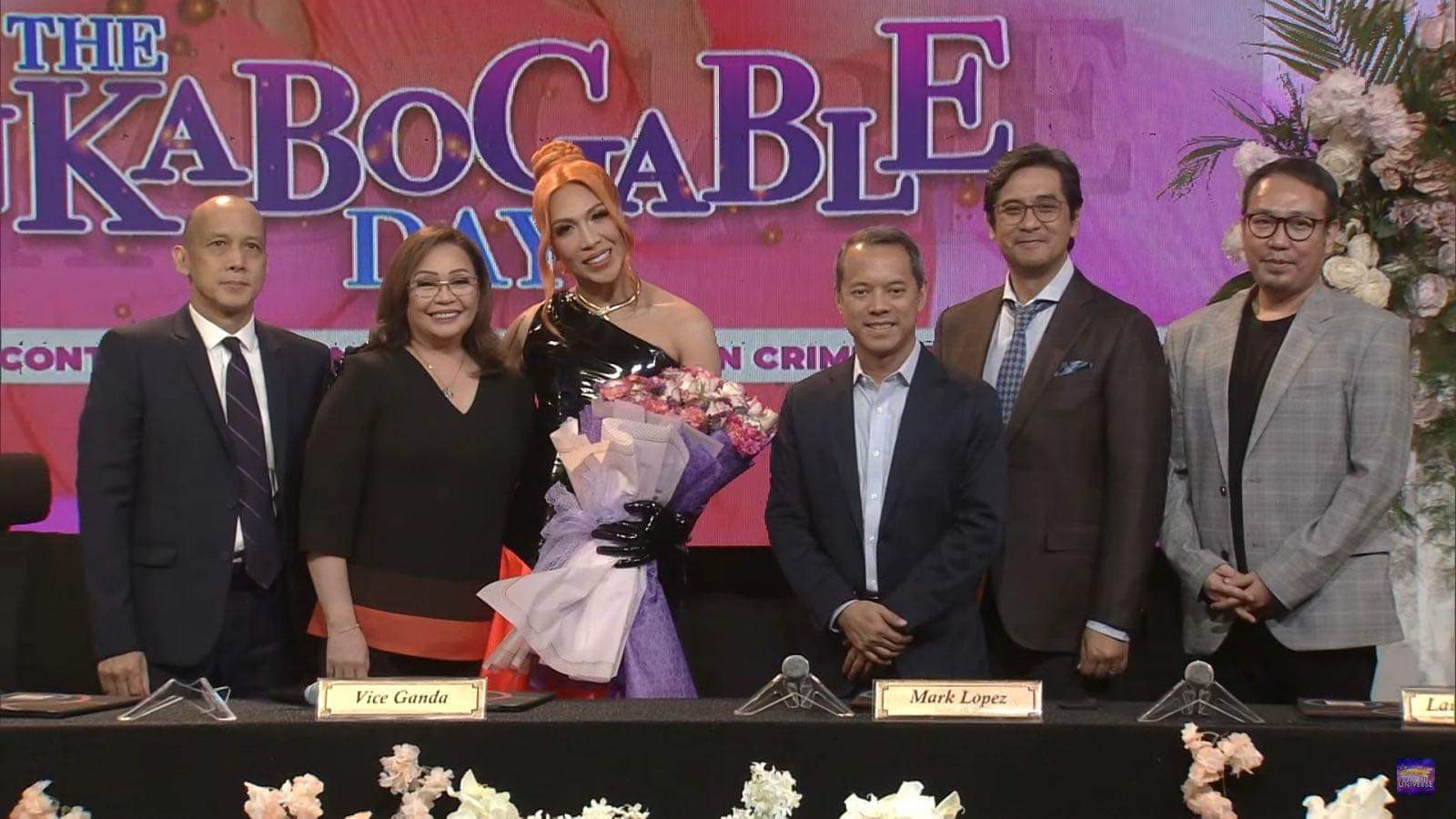 Vice Ganda stays with ABS-CBN