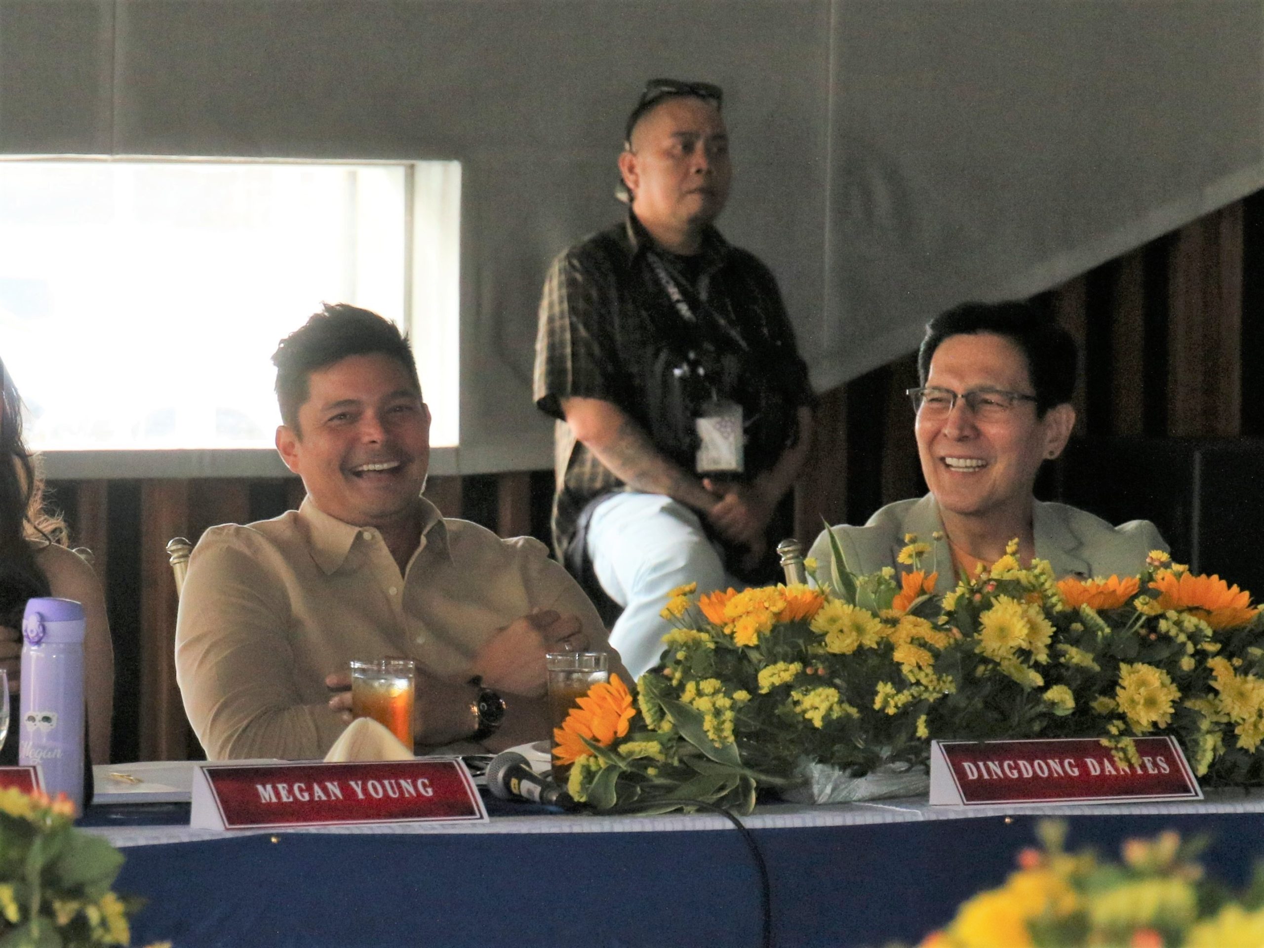 Dingdong reunites with Tirso