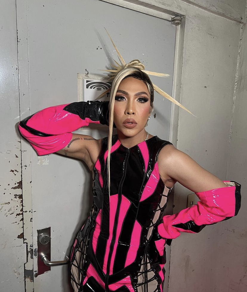 Vice Ganda supports Beks Battalion movie
