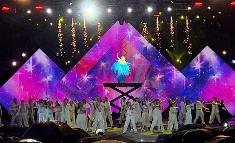 Vice Ganda gives powerful message at Pride event: ‘Fight with your right’